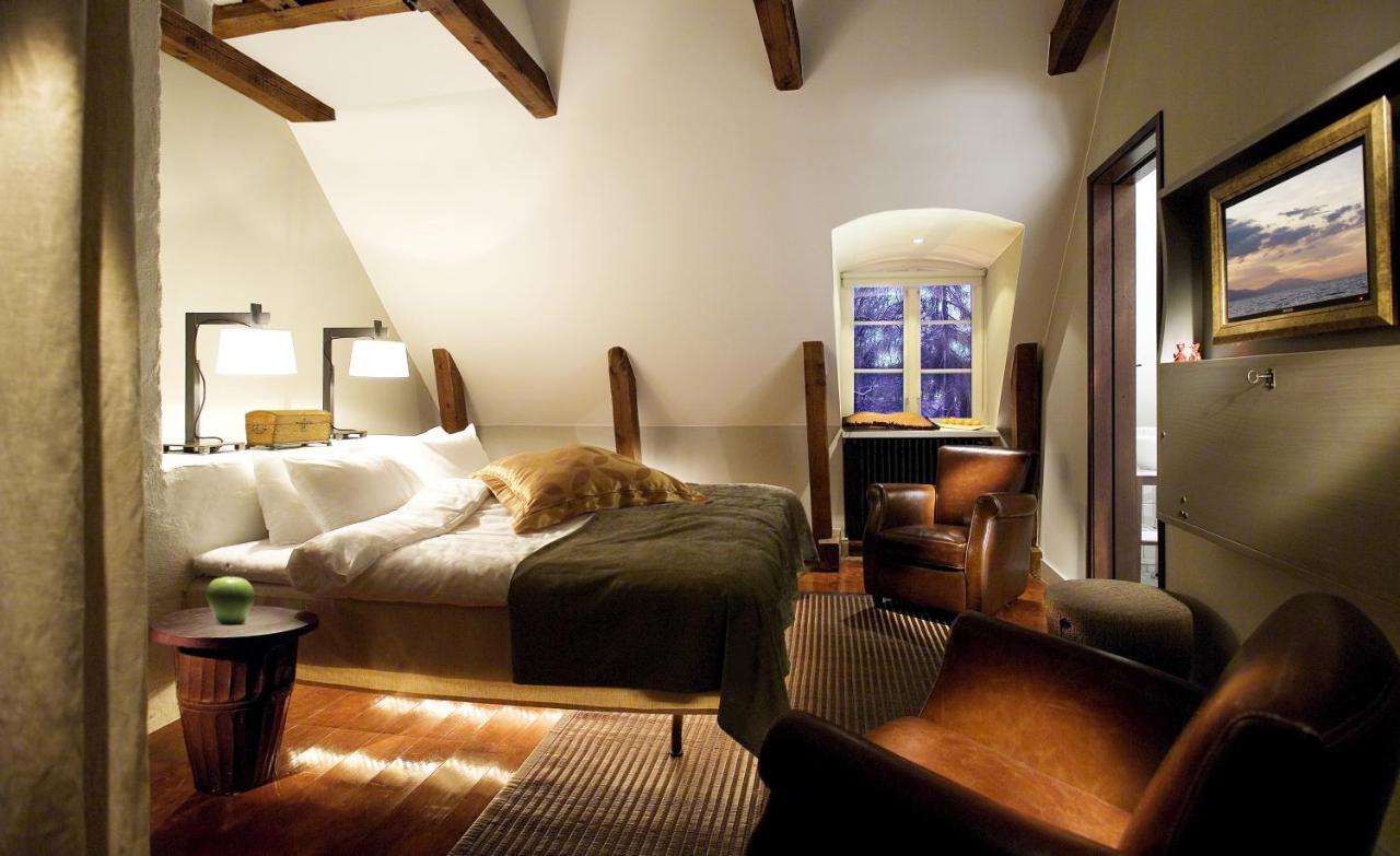 Hotell Ulfsunda Slott 4*