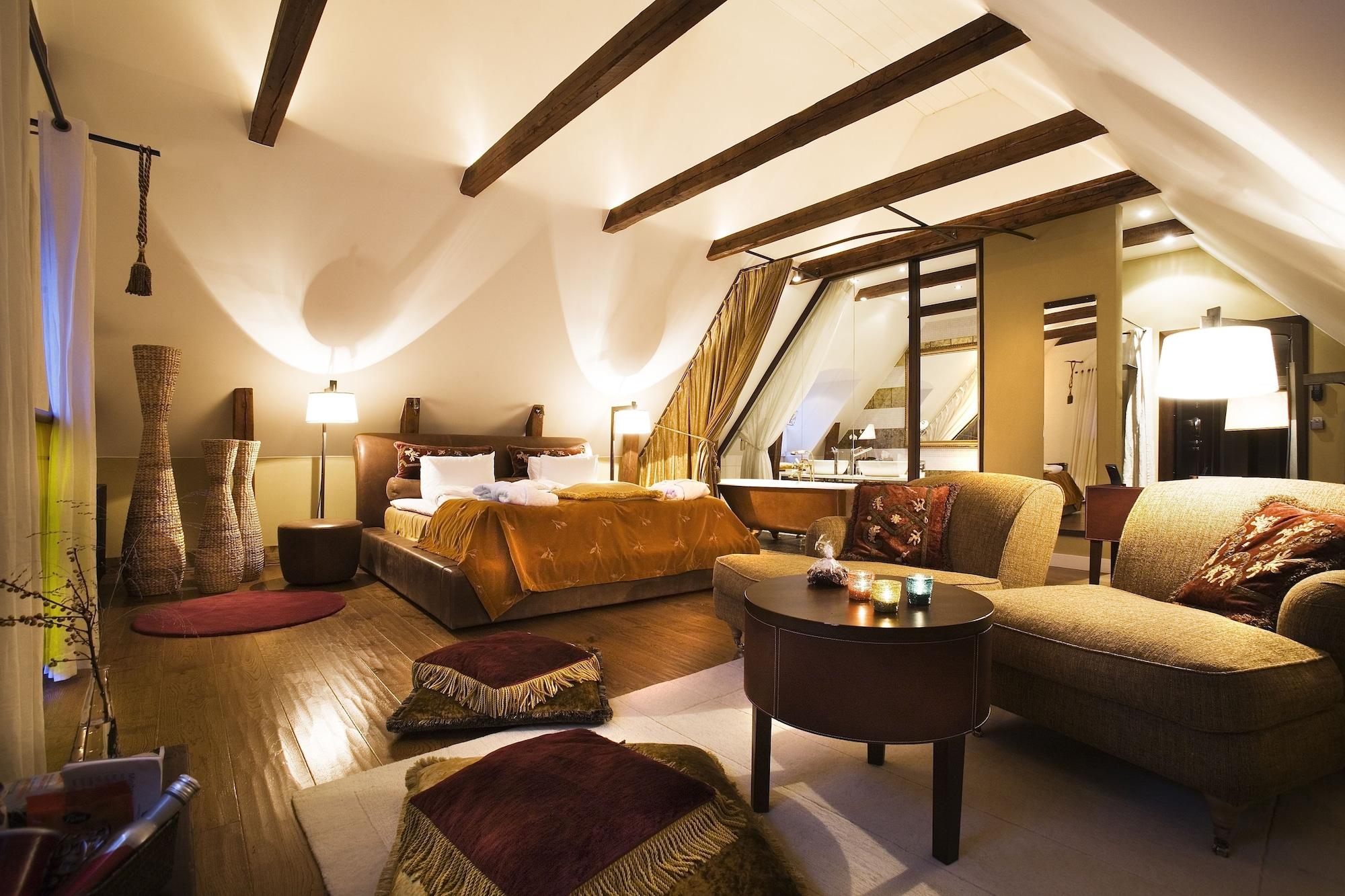 Hotell Ulfsunda Slott 4*