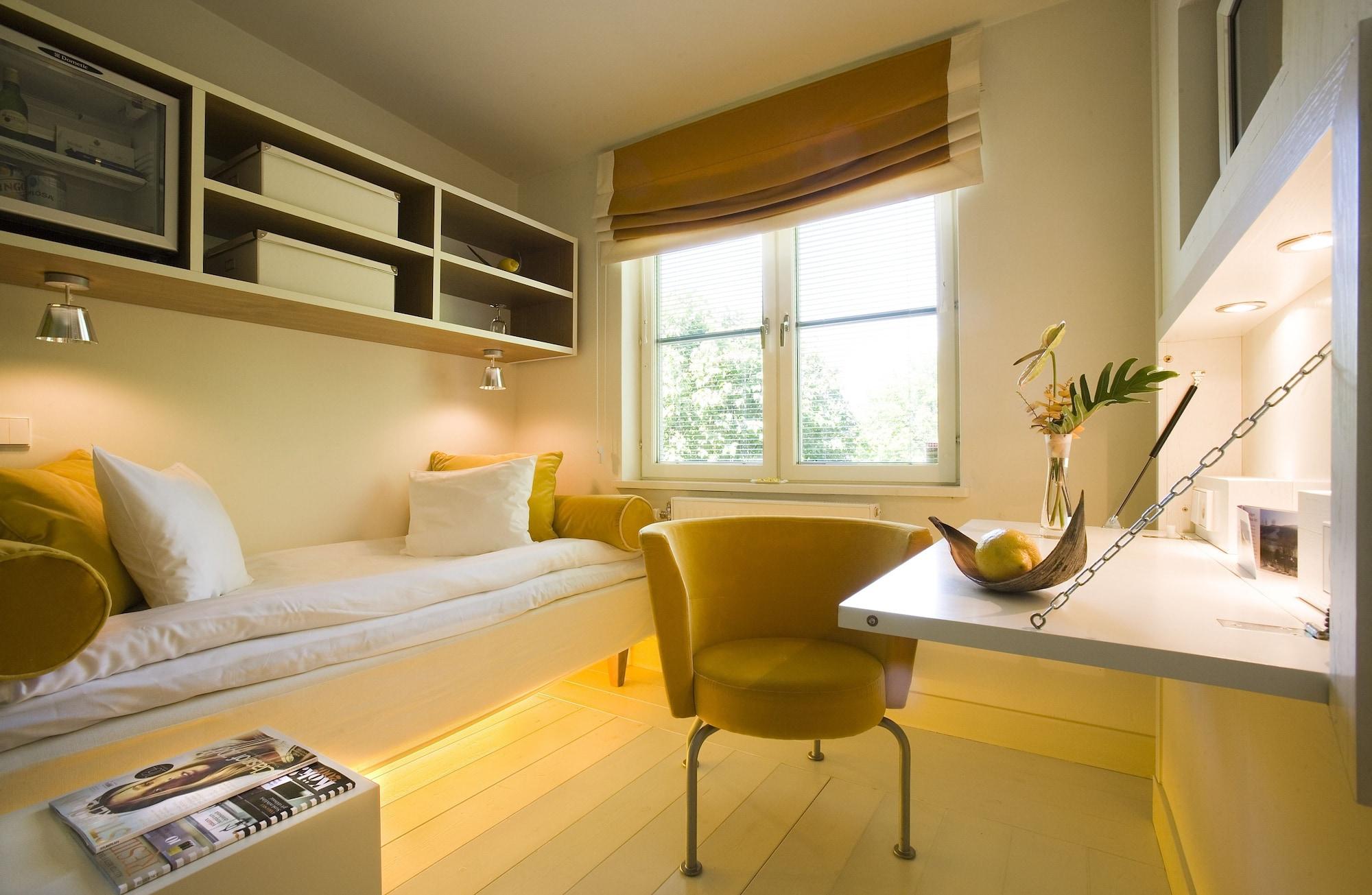 Ulfsunda Slott Hotell 4*