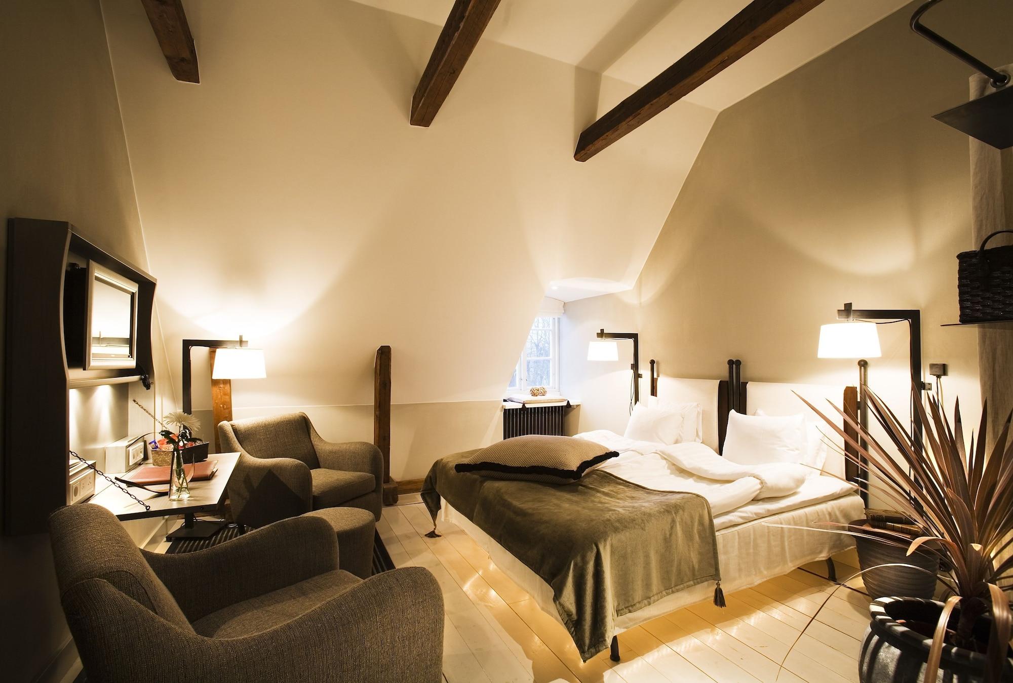 Hotell Ulfsunda Slott 4*